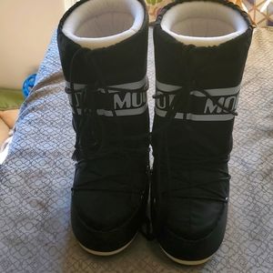 Moonboots